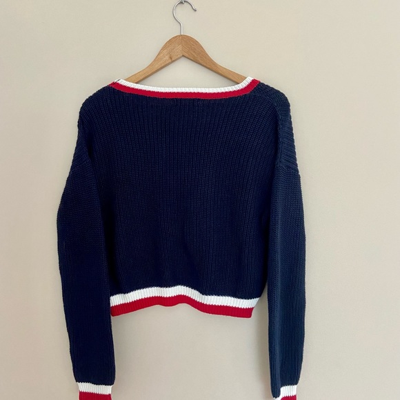 L A Hearts Sweater - Picture 2 of 10